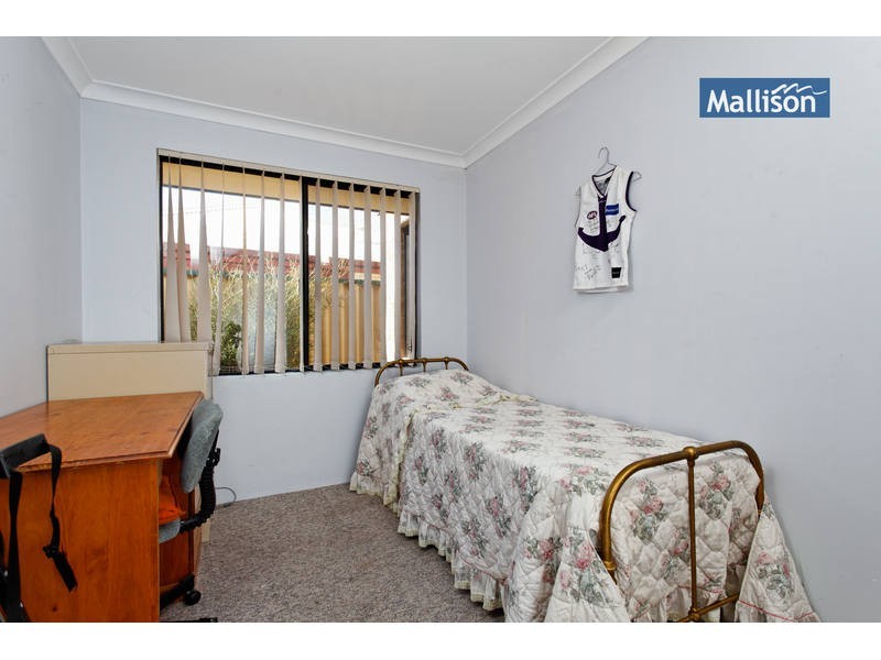 16 Champion Drive, Bertram WA 6167