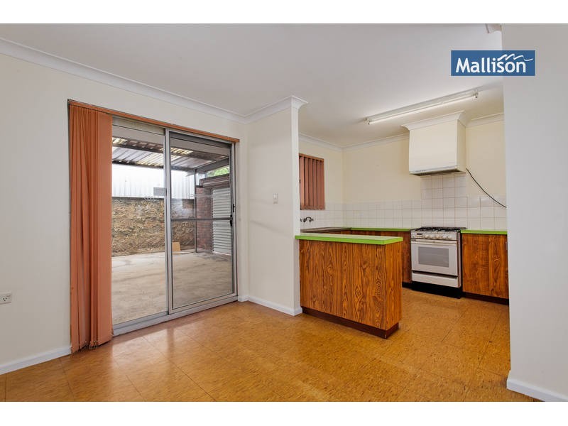 15 Fenton Way, Hamilton Hill WA 6163