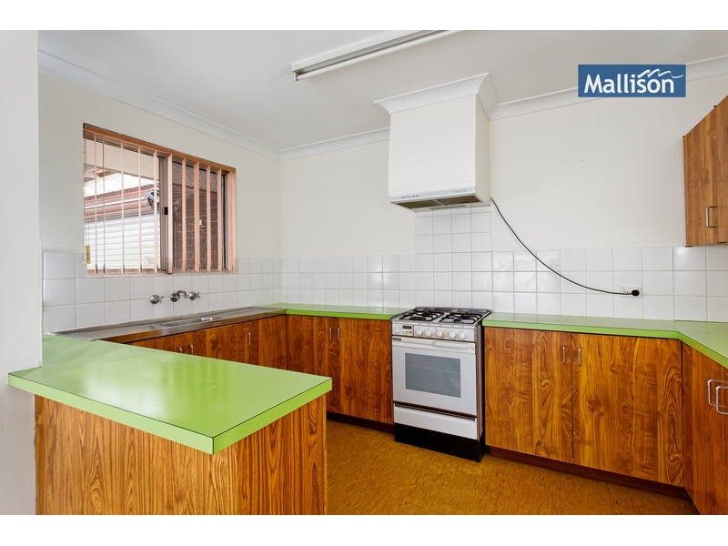 15 Fenton Way, Hamilton Hill WA 6163