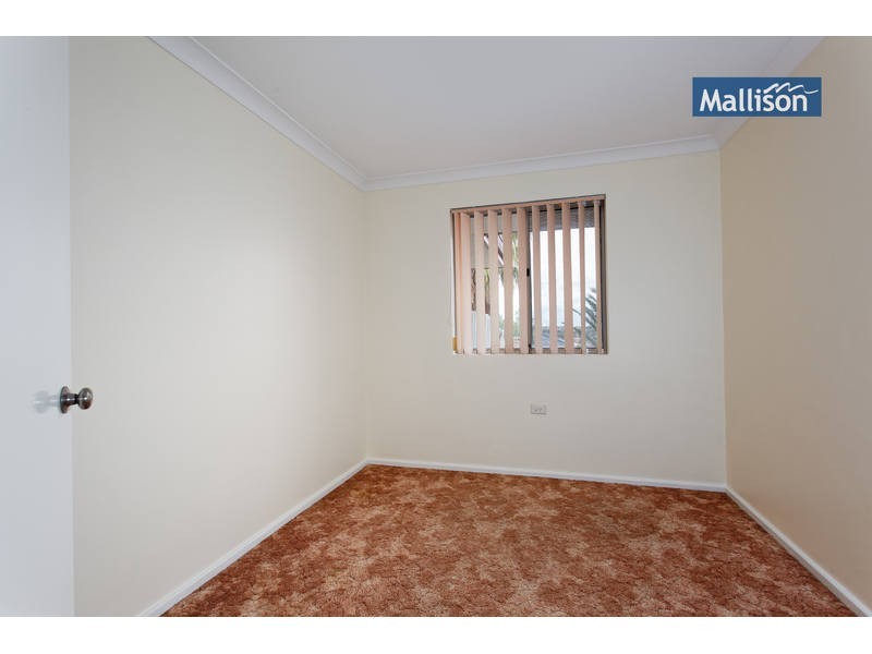 15 Fenton Way, Hamilton Hill WA 6163