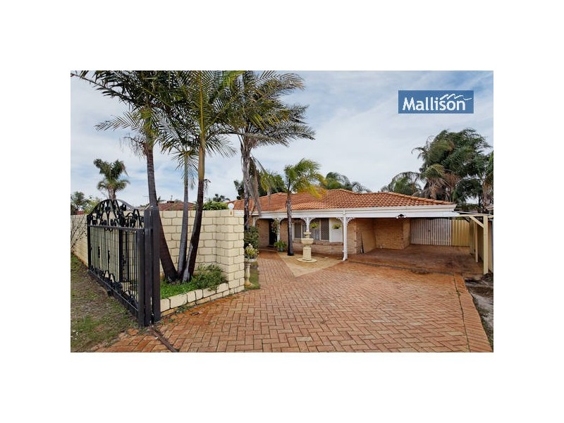 43 Forestlakes Drive, Thornlie WA 6108