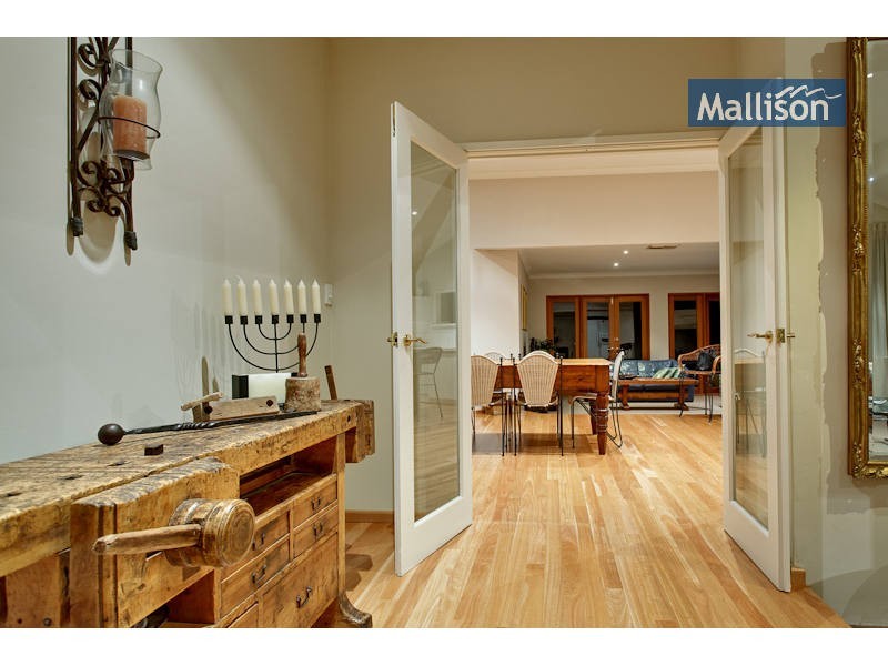 4  Lourens Dale, Winthrop WA 6150