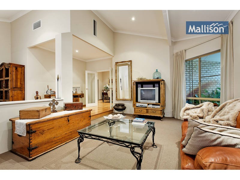 4  Lourens Dale, Winthrop WA 6150