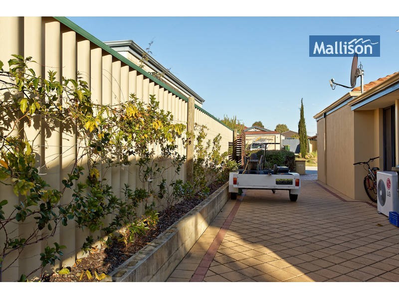 11 Thompson Terrace, Bertram WA 6167