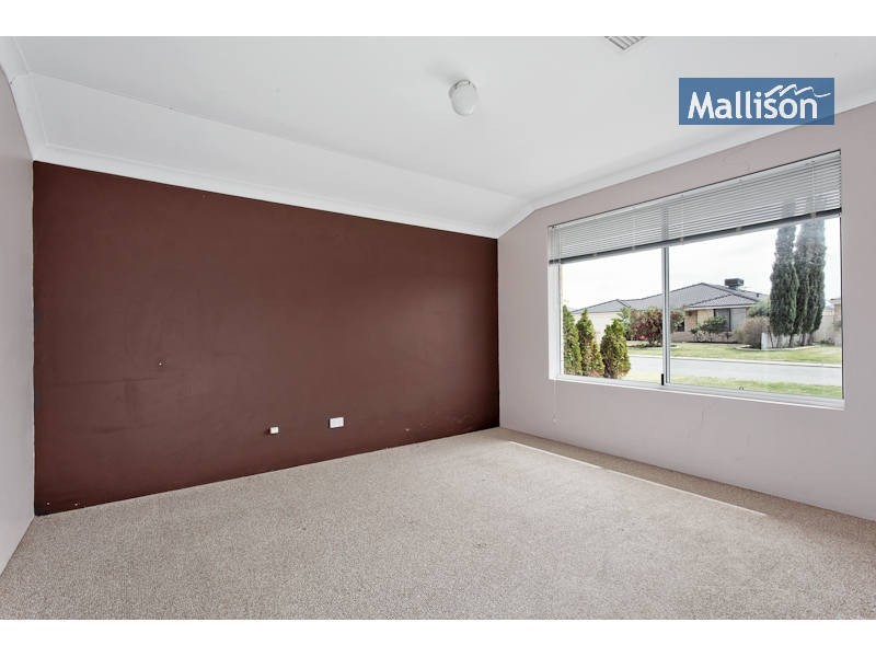 13 Pimento Circle, Port Kennedy WA 6172