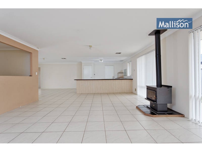 13 Pimento Circle, Port Kennedy WA 6172