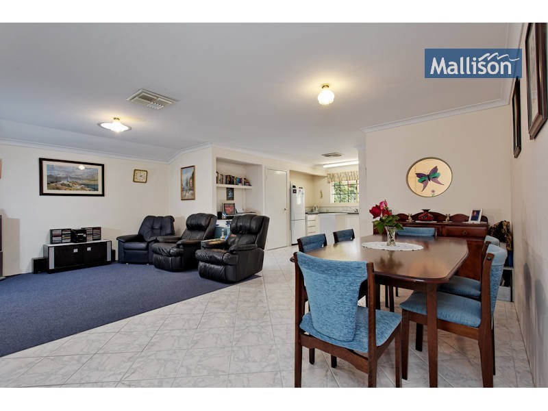 5 Davidia Lakes Drive, Canning Vale WA 6155