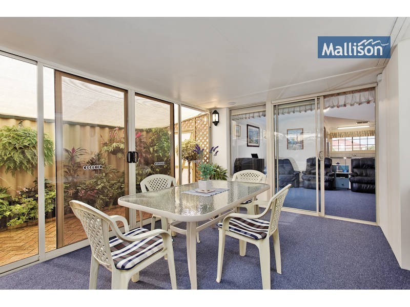 5 Davidia Lakes Drive, Canning Vale WA 6155