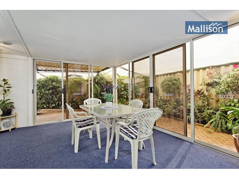 5 Davidia Lakes Drive, Canning Vale WA 6155