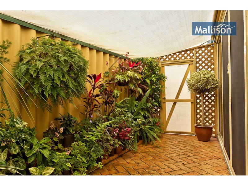 5 Davidia Lakes Drive, Canning Vale WA 6155