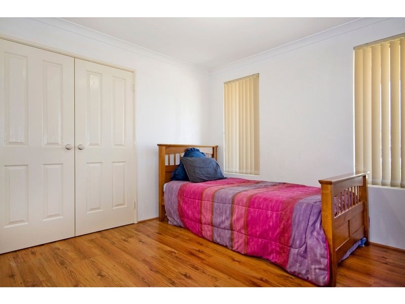 10  Astroloma Drive, Success WA 6164