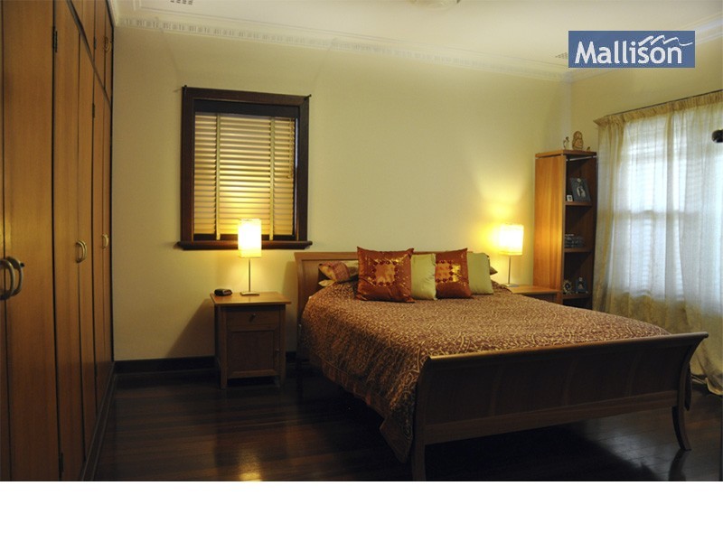 17 Wyndham Street, St James WA 6102