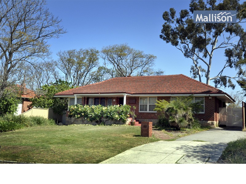 17 Wyndham Street, St James WA 6102