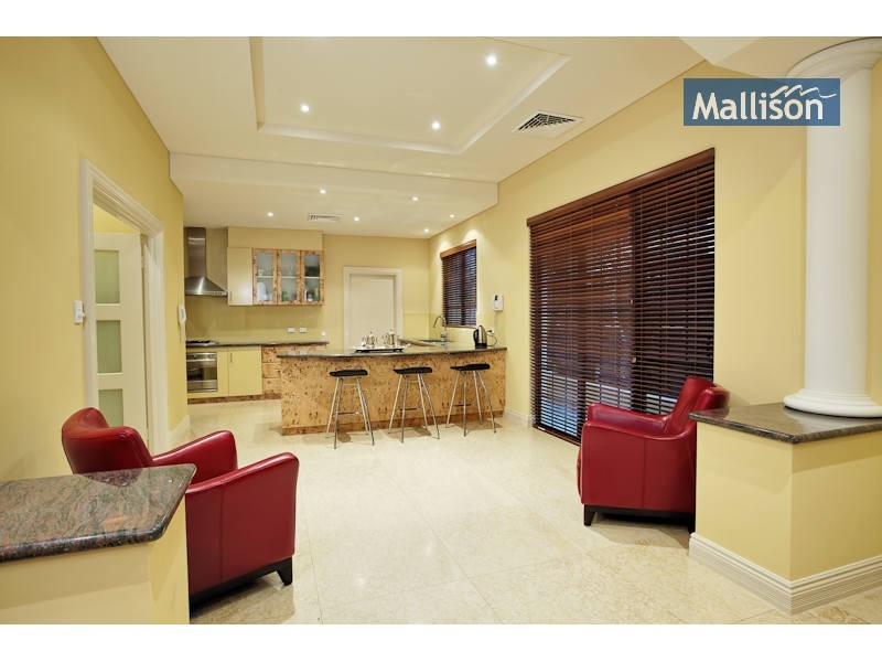 8b Onslow Street, South Perth WA 6151