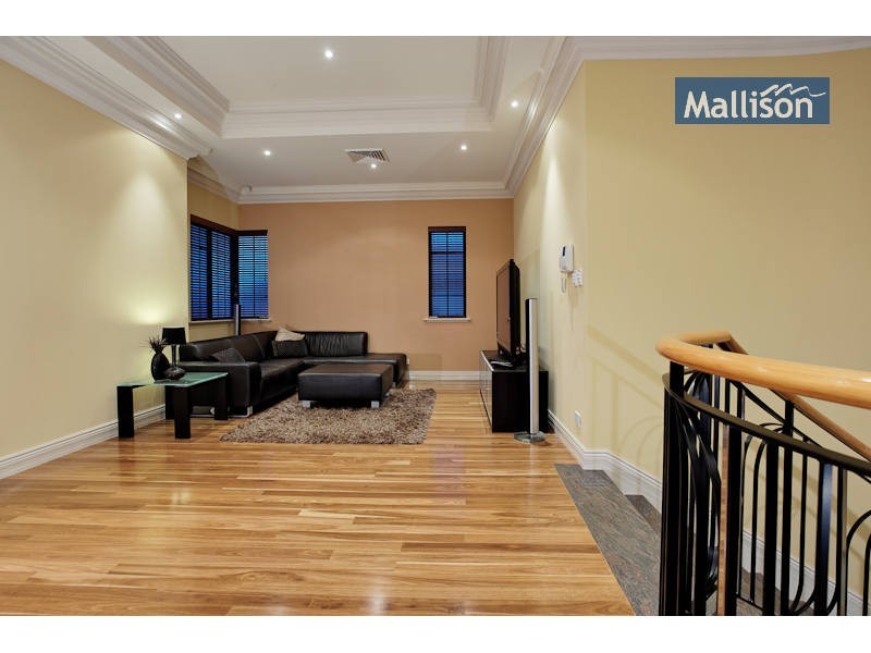 8b Onslow Street, South Perth WA 6151