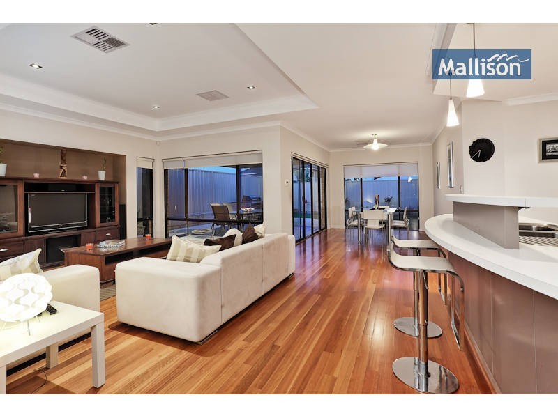 30 Swiftlet Way, Gwelup WA 6018