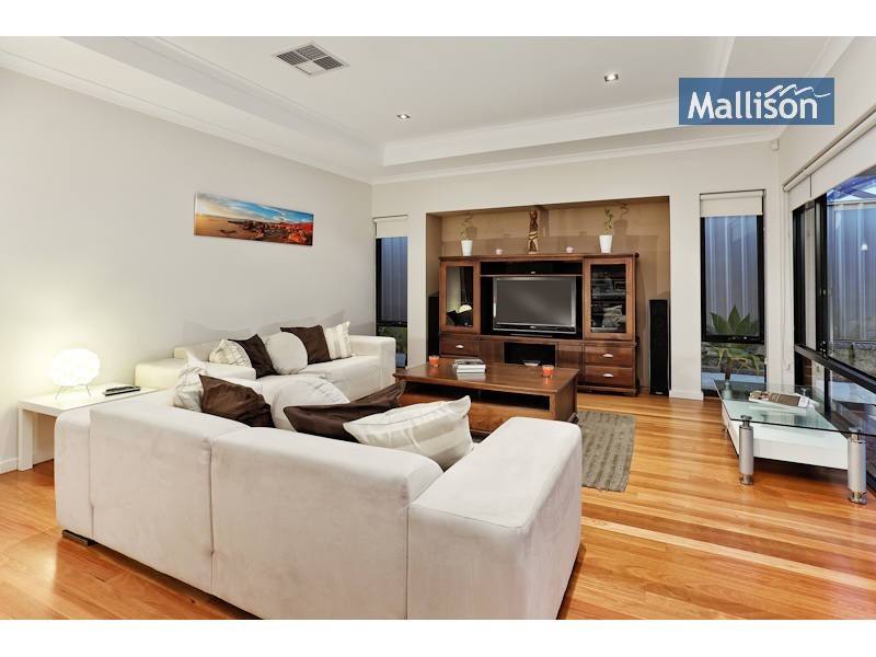 30 Swiftlet Way, Gwelup WA 6018