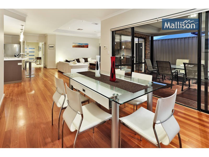 30 Swiftlet Way, Gwelup WA 6018