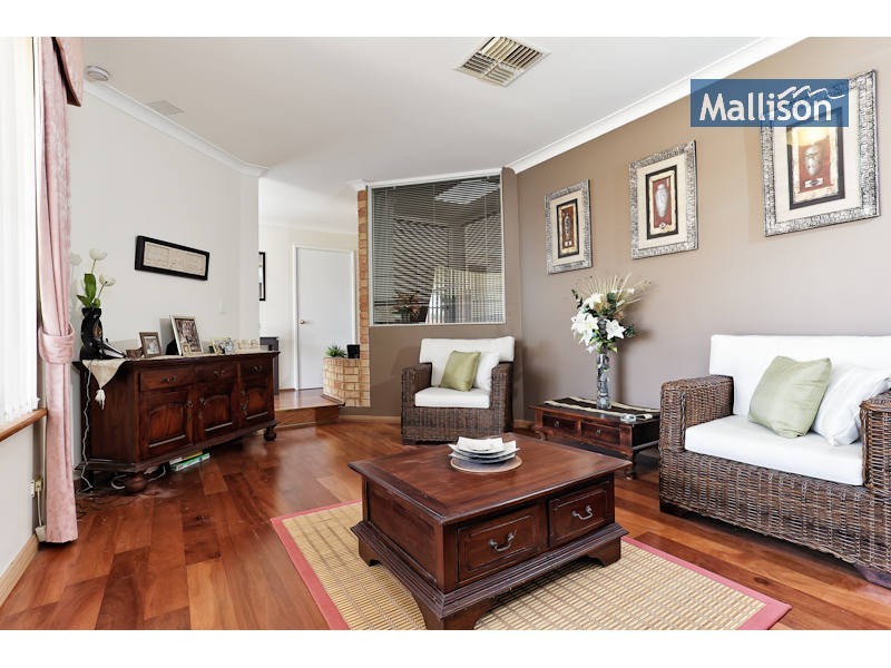 12 Adey Court, Leeming WA 6149