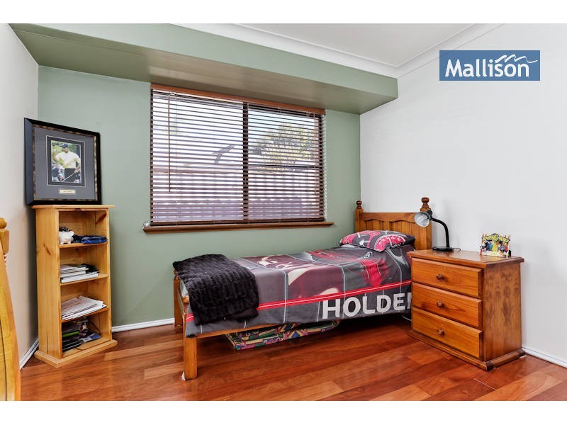 12 Adey Court, Leeming WA 6149