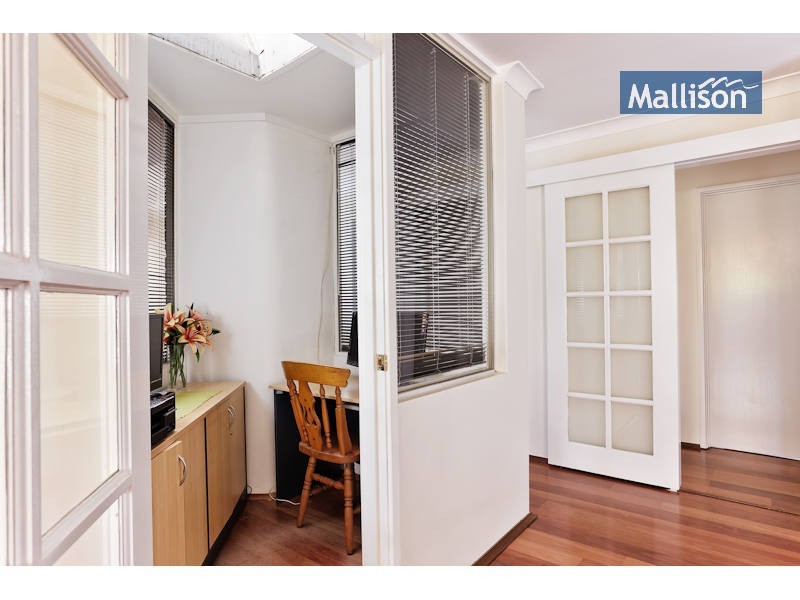 12 Adey Court, Leeming WA 6149