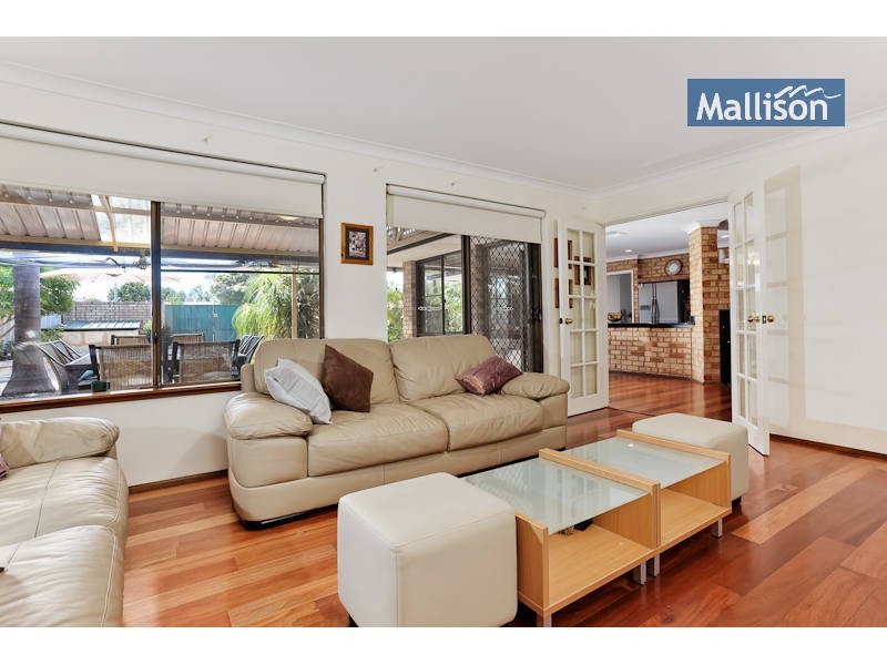 12 Adey Court, Leeming WA 6149