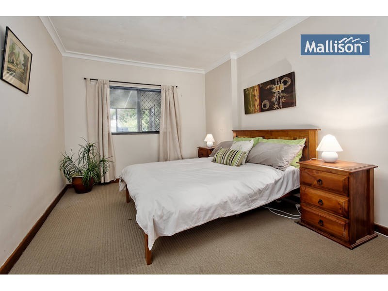 60 Iolanthe Street, Bassendean WA 6054