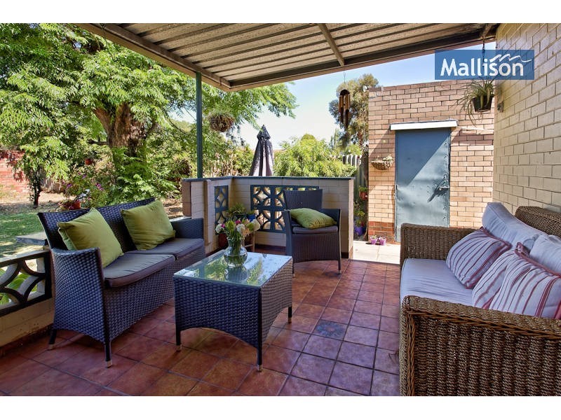 60 Iolanthe Street, Bassendean WA 6054