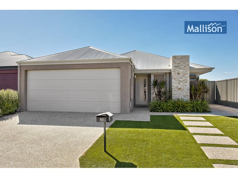10 Pallarup Brace, Munster WA 6166