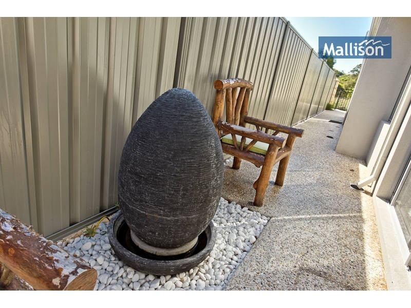 10 Pallarup Brace, Munster WA 6166