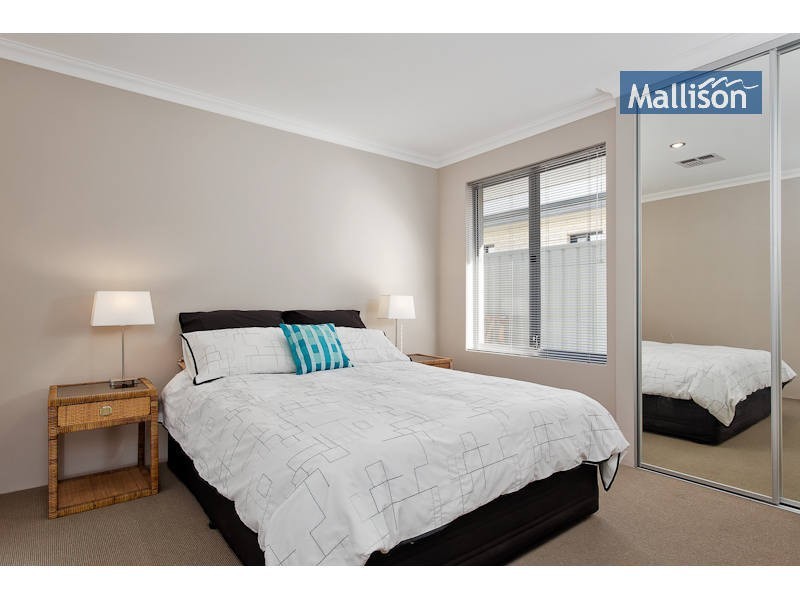 10 Pallarup Brace, Munster WA 6166