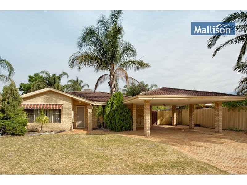 156 Forest Lakes Drive, Thornlie WA 6108