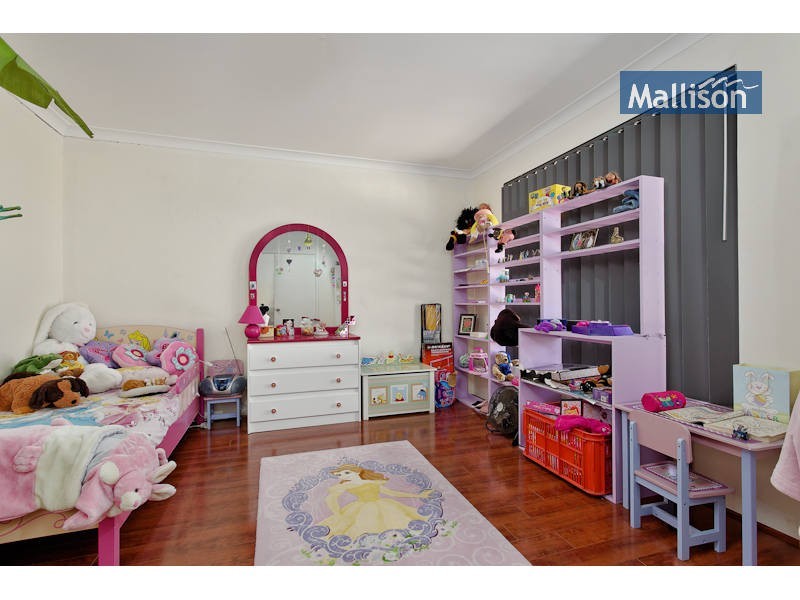 12 Mohan Loop, Hammond Park WA 6164