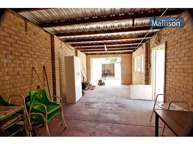 52 Archidamus Road, Coolbellup WA 6163