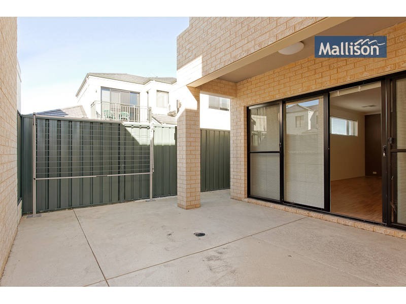 92 Parkin Street, Rockingham WA 6168