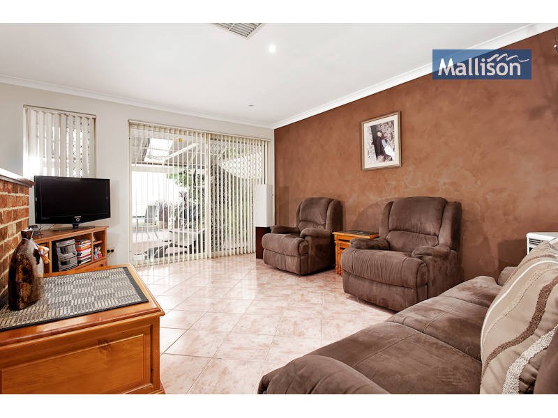 1 Baxter Close, Huntingdale WA 6110