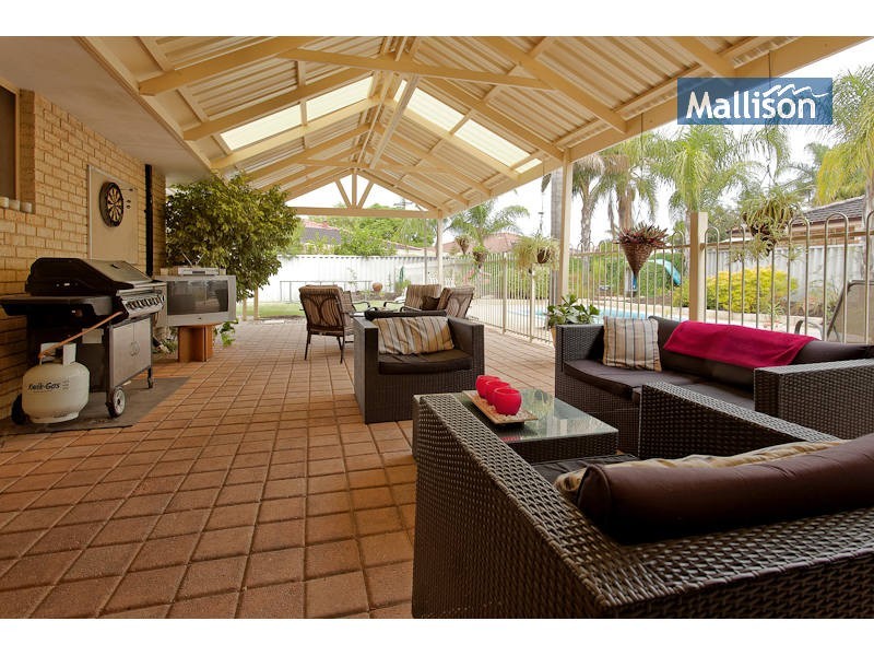 90 Forest Crescent, Thornlie WA 6108