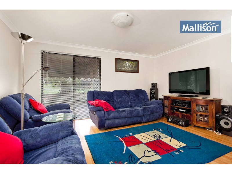 5 Merlin Close, Camillo WA 6111