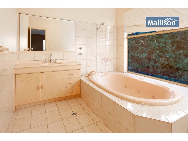 3 Williams Court, Melville WA 6156