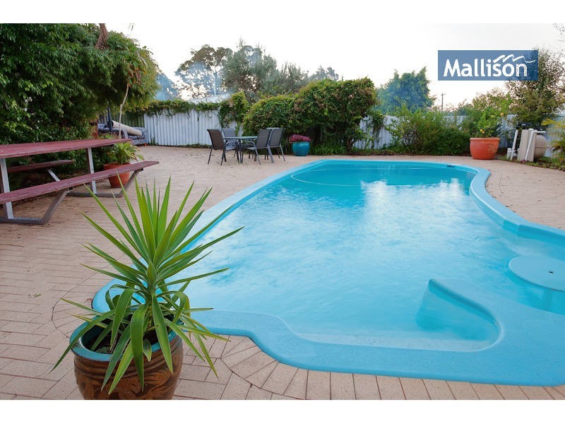 3 Williams Court, Melville WA 6156