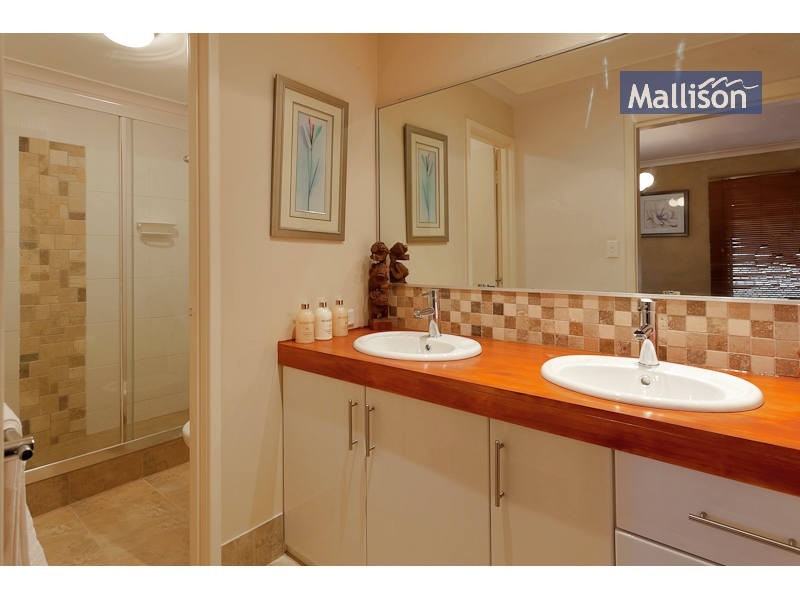 12 Empire Way, Thornlie WA 6108