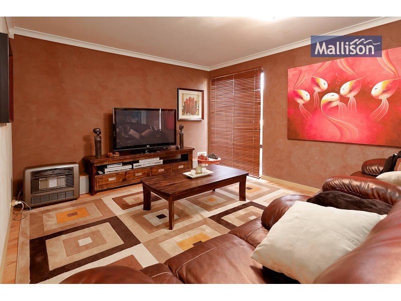 12 Empire Way, Thornlie WA 6108