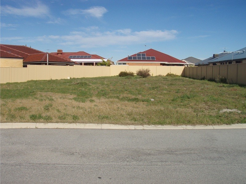 2 Kyle Way, Canning Vale WA 6155