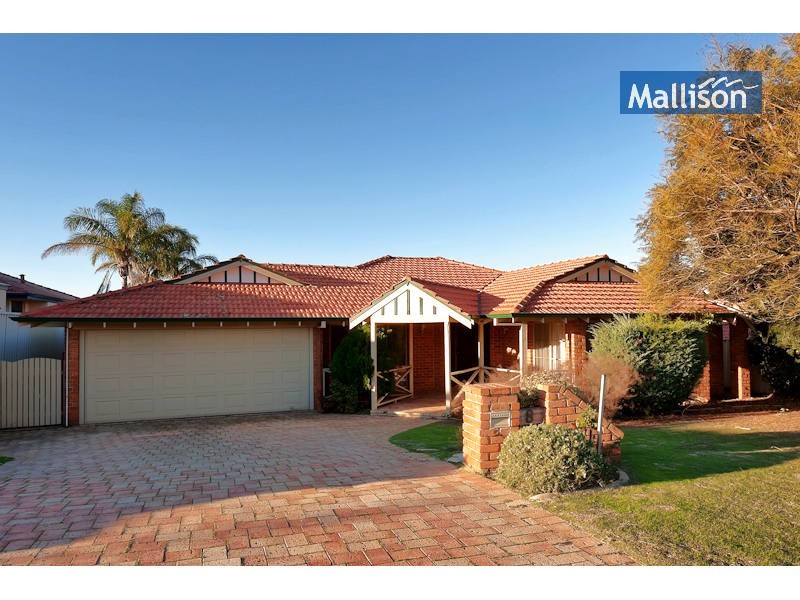 8 Timber Ridge Retreat, Leeming WA 6149