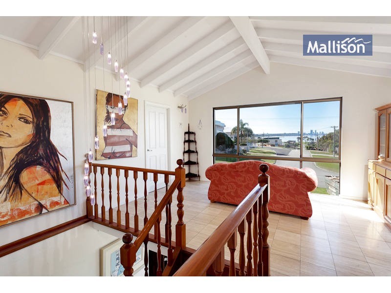 8 Studley Road, Attadale WA 6156