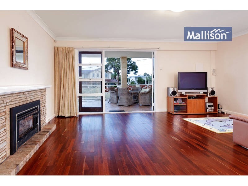 43 Potts Street, Melville WA 6156