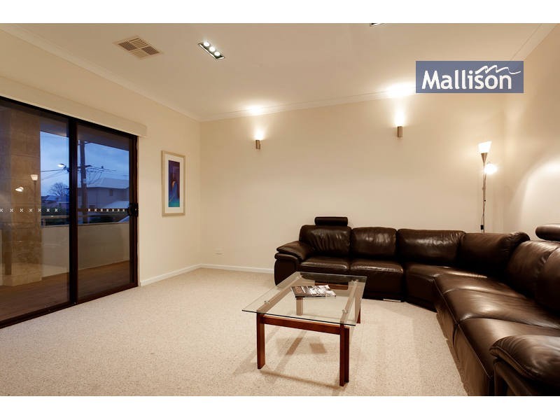 43 Potts Street, Melville WA 6156