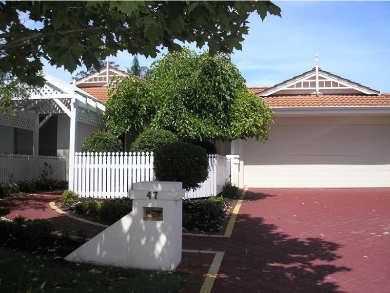 47 Brennan Ave, Canning Vale WA 6155