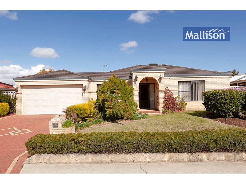 14 Sugarwood Drive, Thornlie WA 6108