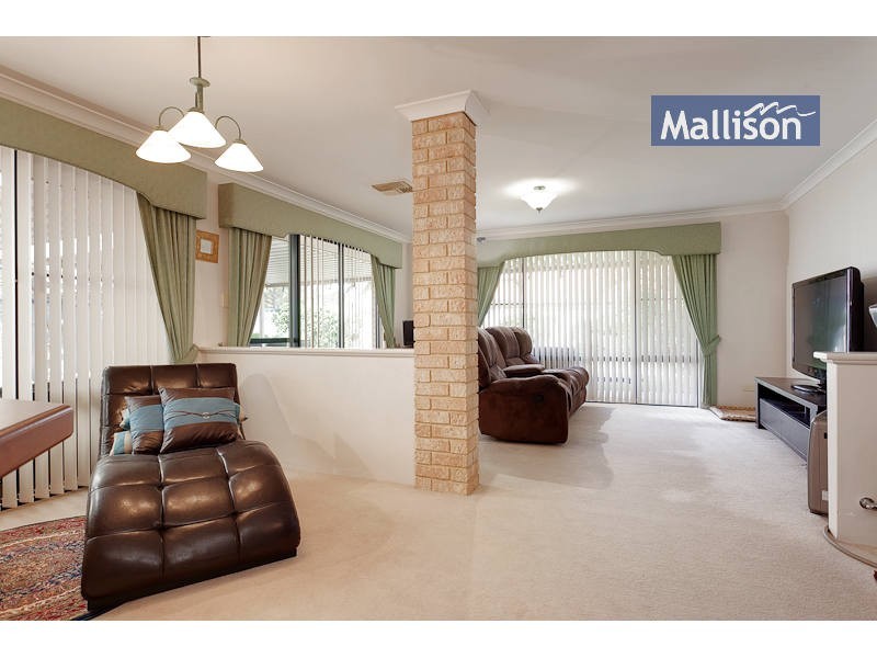 14 Sugarwood Drive, Thornlie WA 6108